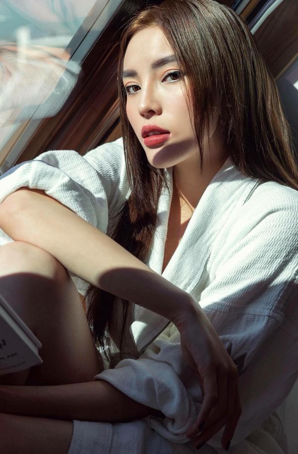 neu khong biet tuoi that, ai cung nghi nhung my nhan nay phai... tren 30 - 15