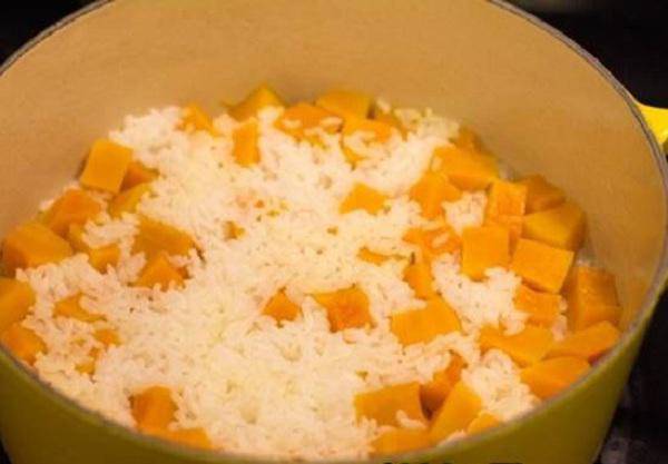 an cang nhieu com can nang cang giam neu ban cho them thu nay vao khi nau - 7