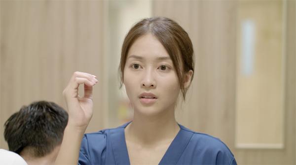 nhung sao nu ngoai doi xinh dep, cu len phim la bi dim the tham - 3