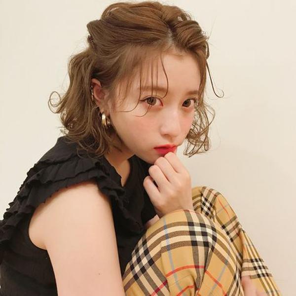 chi can de nhung kieu toc nay thi mat beo, mat vuong, mat dai cung len doi nhan sac - 5