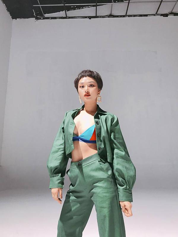 khong phai ai cung du can dam dien toc maruko phien ban sieu ngo nhu miu le - 4