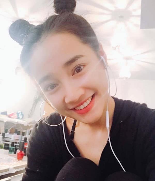 my nhan viet chay dua voi toc na tra: pham huong dan dau khi "cua sung lam nghe" thanh cong - 5