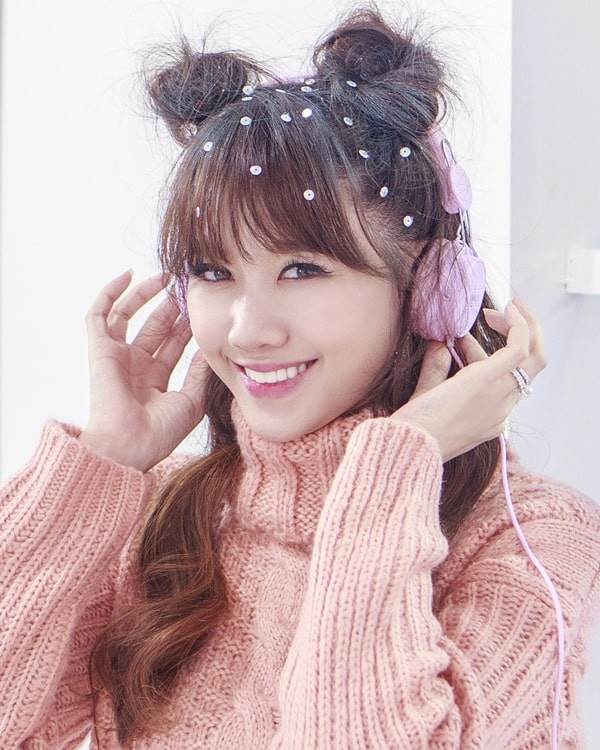 my nhan viet chay dua voi toc na tra: pham huong dan dau khi "cua sung lam nghe" thanh cong - 15