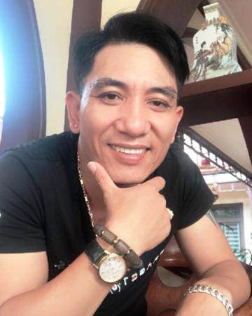 nu sinh lop 9 bi nham trong vu dam o tap the: gia dinh lai cau cuu cong an - 3