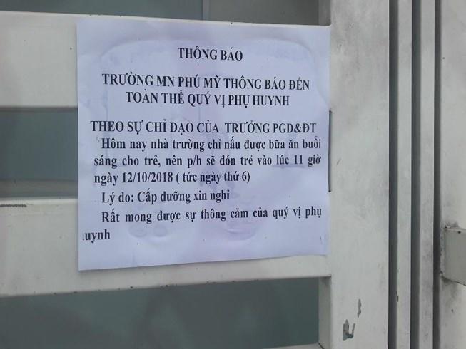 to truong cho tre mam non an gao moc, dau ca: phu huynh buc xuc truoc thong bao bat ngo - 1