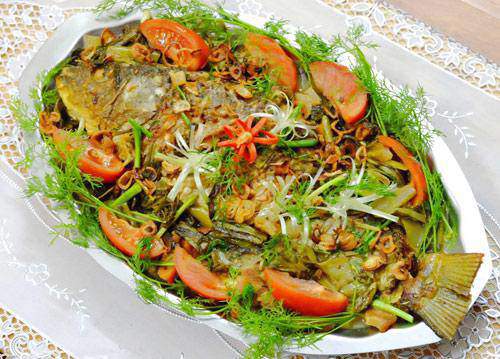 Cuối tuần lạnh, vợ nấu 5 món nóng hổi đậm đà khiến cả nồi cơm đầy cũng hết - 1