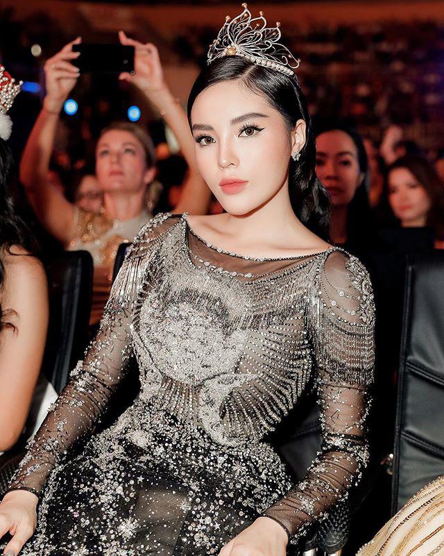 nho ky duyen, nha phuong moi thay mau son va cach to son cung co the "dim" hang nhan sac - 3