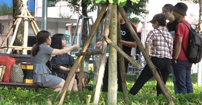 nhom ban tre bi “nem da” du doi khi quay clip dan canh vu oan nguoi la an cap - 2