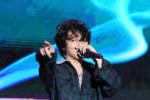 khi son tung de toc to chim xoan tit thi noo phuoc thinh cat dau dinh cuc nam tinh - 2