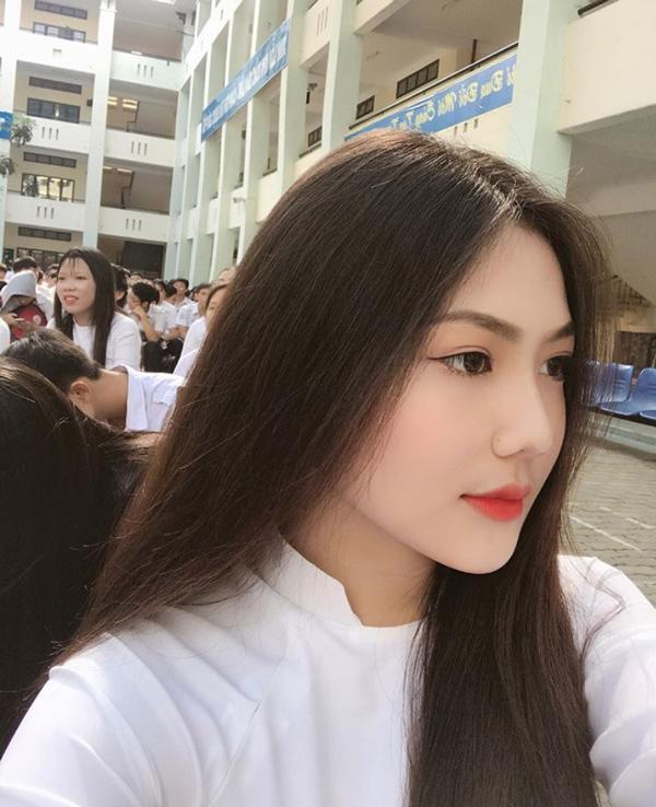 xuat hien co nang trieu vy ban sao dep hon ca ban chinh khien ai cung nao long - 7