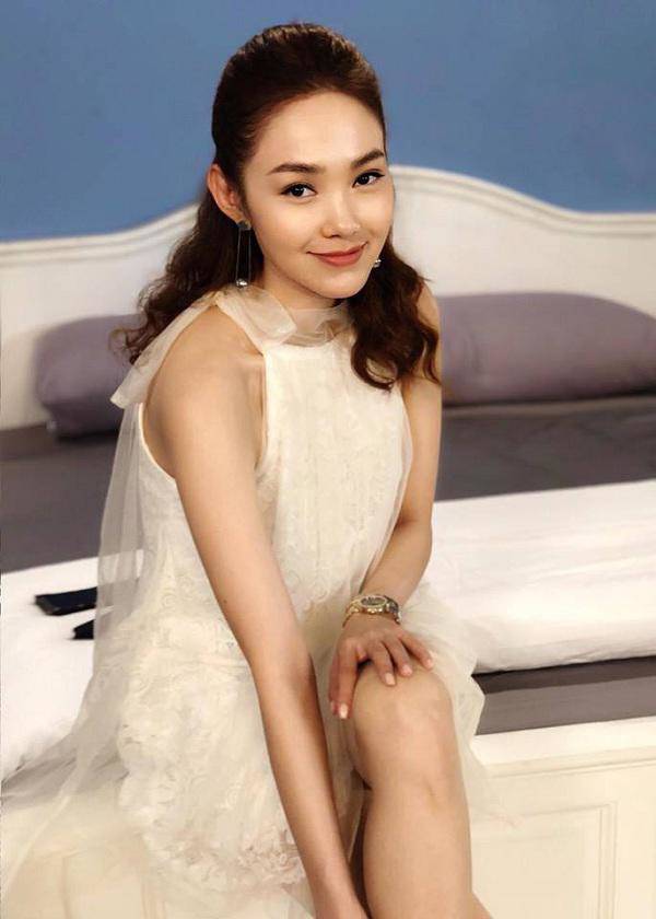 xuat hien tai the face, minh hang gay ngac nhien boi chiec cam muon... "xuyen thung van vat" - 12