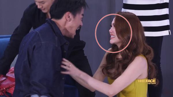 xuat hien tai the face, minh hang gay ngac nhien boi chiec cam muon... "xuyen thung van vat" - 4