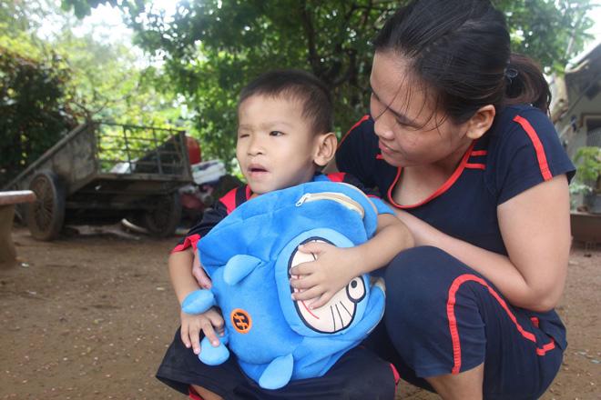 me xe long nghe con thu thi: “mai nay thinh mu, ba me dung bo roi nhe!” - 4