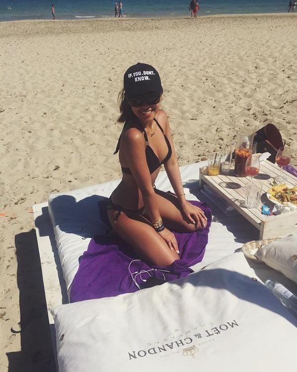 ha tang va em chong do dang voi bikini - ke tam lang nguoi nua can - 8