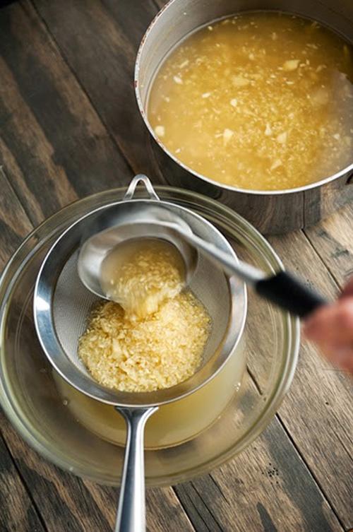 mo bung vai ngan cung bi danh bay voi noi nuoc gung than thanh nay - 5