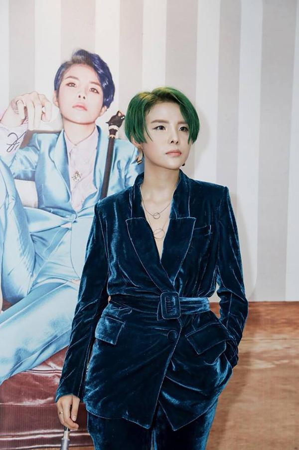 vu cat tuong dinh nghi van "dao keo" boi guong mat nhu "copy paste" voi ky duyen, ho quynh huong - 1