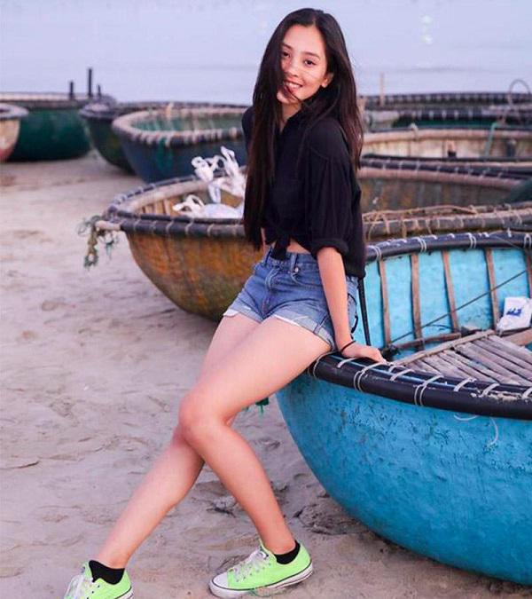 nga ngua voi ket qua binh chon cua khan gia khi tieu vy dang anh mat moc va anh makeup - 13