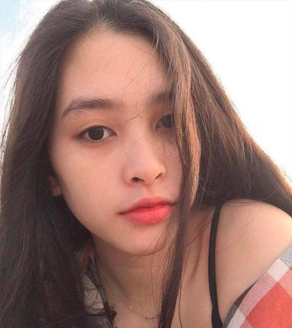 nga ngua voi ket qua binh chon cua khan gia khi tieu vy dang anh mat moc va anh makeup - 12