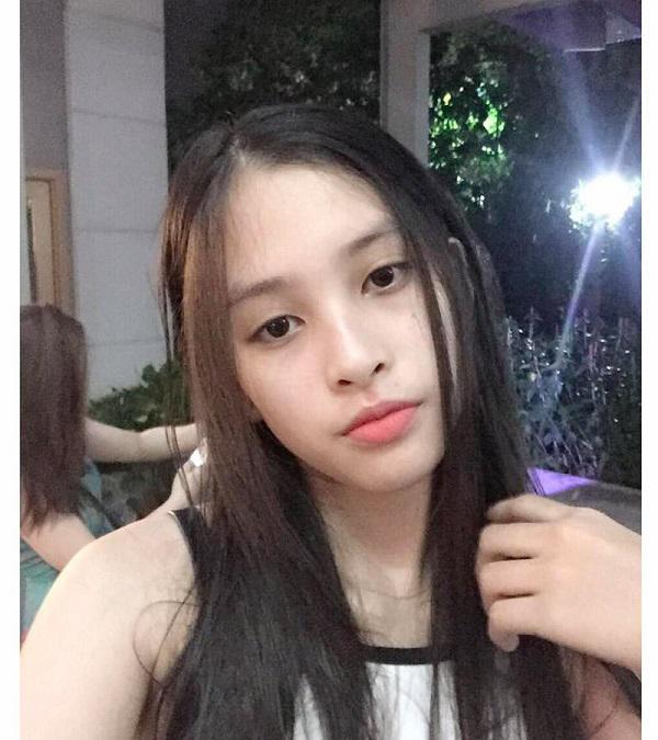 nga ngua voi ket qua binh chon cua khan gia khi tieu vy dang anh mat moc va anh makeup - 8