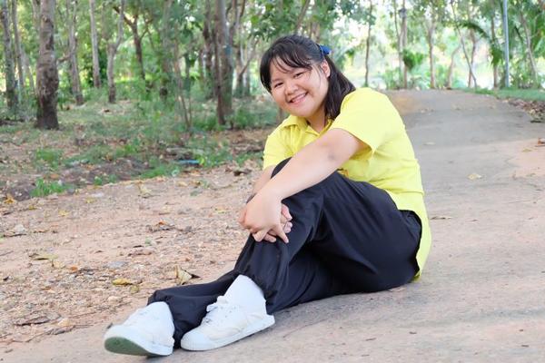 hanh trinh "vit bau hoa thien nga" voi no luc giam gan 50kg cua nu sinh 18 tuoi - 5