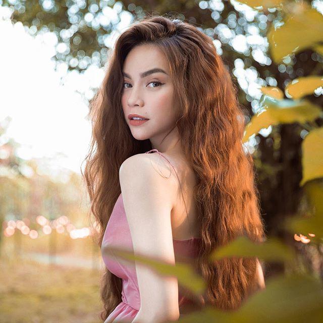 muon biet mau son nao "len ngoi"cuoi nam, theo doi ngay hoi cac me sanh dieu nhat showbiz viet - 8