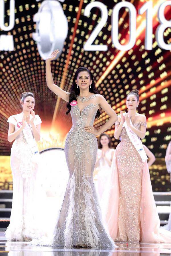 luc phuong khanh dang quang, cong dong mang lai phat hien them mot diem trung hop giua cac hoa hau - 6