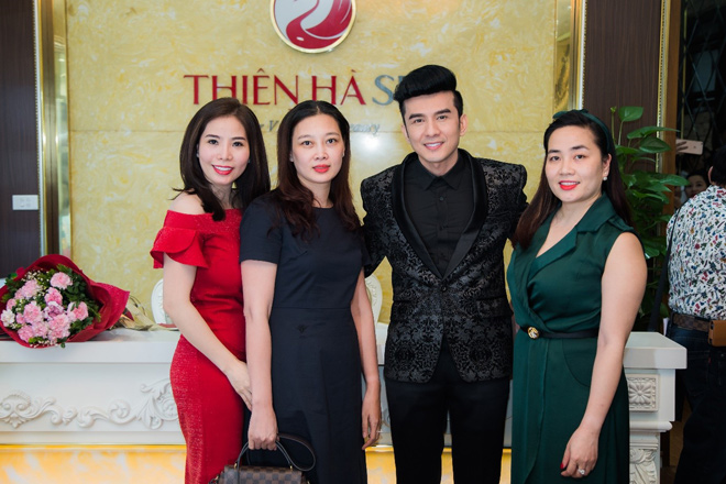 dan truong tiet lo bi quyet tre mai khien nhieu nguoi "ghen ti" - 4