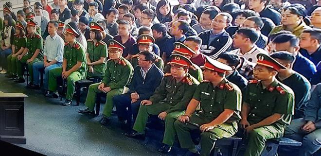 xu vu danh bac online nghin ti: cuu tuong phan van vinh den toa, dang di khoe manh - 3