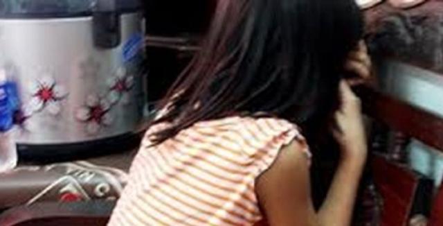 be gai 13 tuoi chay ve nha trong tinh trang khong mac quan, bo me phat hien dieu khung khiep - 2