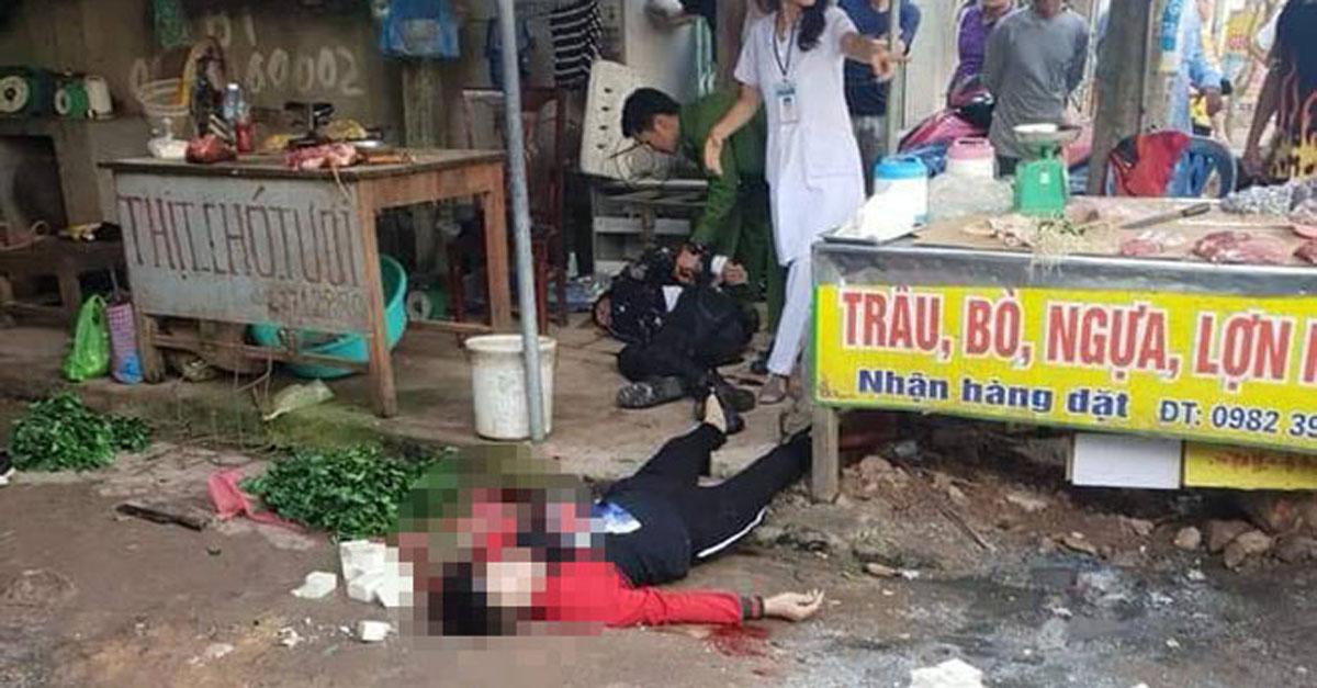 nong: dang ngoi ban dau ngoai cho, nguoi phu nu bi ga dan ong ban chet - 1