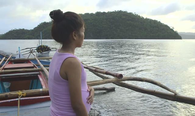 co gai 17 tuoi bung ngay mot lon dan, ket qua sieu am khien ca lang nga ngua - 2