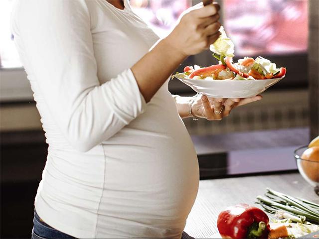 Chuyên gia viện dinh dưỡng mách mẹ bầu ăn gì tốt cho thai nhi?