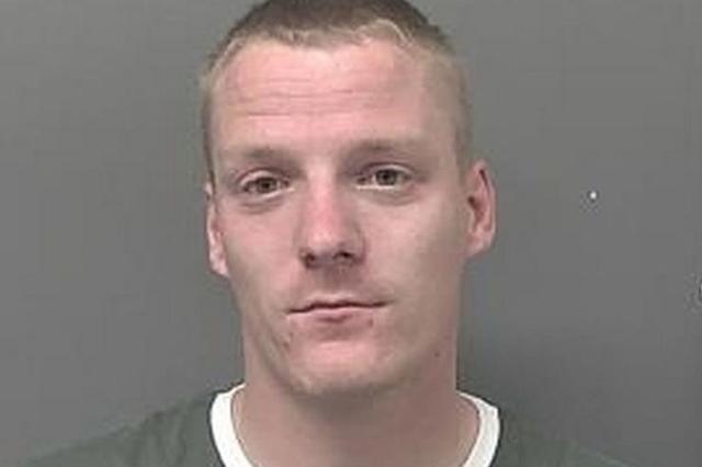 tuong hang xom lam "chuyen ay" qua muc on ao, me phat hien su that khong ngo ve con gai - 1