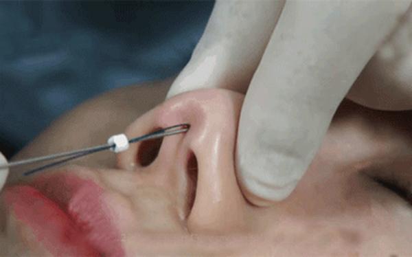 chuyen tinh dai gia do vo, tu nuoi con, su nghiep tut doc, hong que sua mui de doi van? - 14