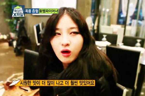 kinh hai voi hotgirl han quoc thich... tam mau tuoi, an thit song y het ma ca rong - 8