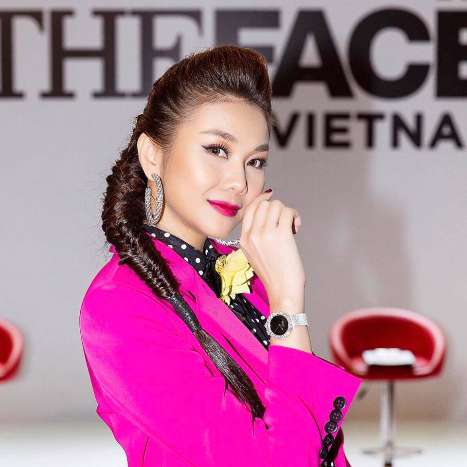 chi sau 1 dem bi mat thi sinh, toc thanh hang bat ngo "bac trang nhu voi" the nay - 13