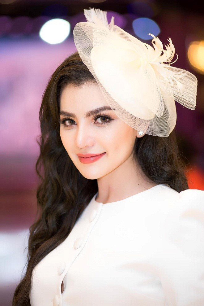 hoa khoi vy marya dep kieu sa truoc them khai truong cua hang moi - 5