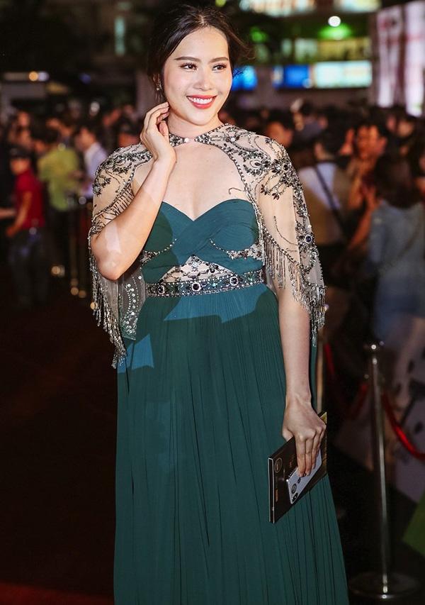 e che vi body phat tuong, nam em voi tim lai voc dang thon gon trong von ven 2 thang - 2