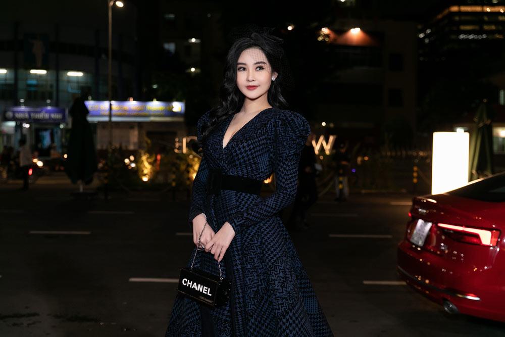 len tieng truoc nghi van bom mat, hoa hau le au ngan anh khi nao thi moi het thi phi? - 3