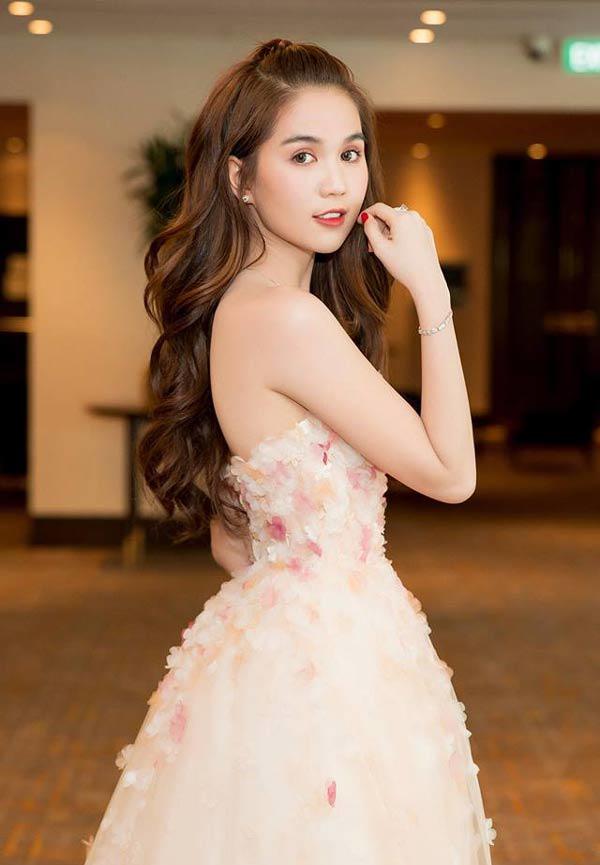 nam em, hoa minzy chung minh cau noi: muon mac dep nhat dinh phai gay - 15