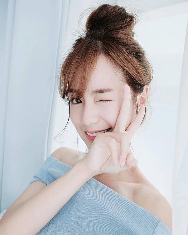 khi ky duyen “bien hinh”: hom truoc la gai doi muoi, hom sau hoa u30 voi mai toc gia chat - 12