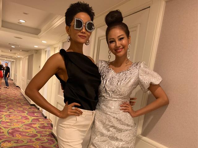 H Hen Niê ăn mặc đẹp, chặt chém dàn thí sinh Miss Universe 2018 không thương tiếc