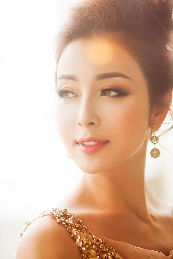 tuong chung xinh dep bat chap thoi gian, cuoi cung jennifer pham cung de lo khuyet diem gia nua - 1