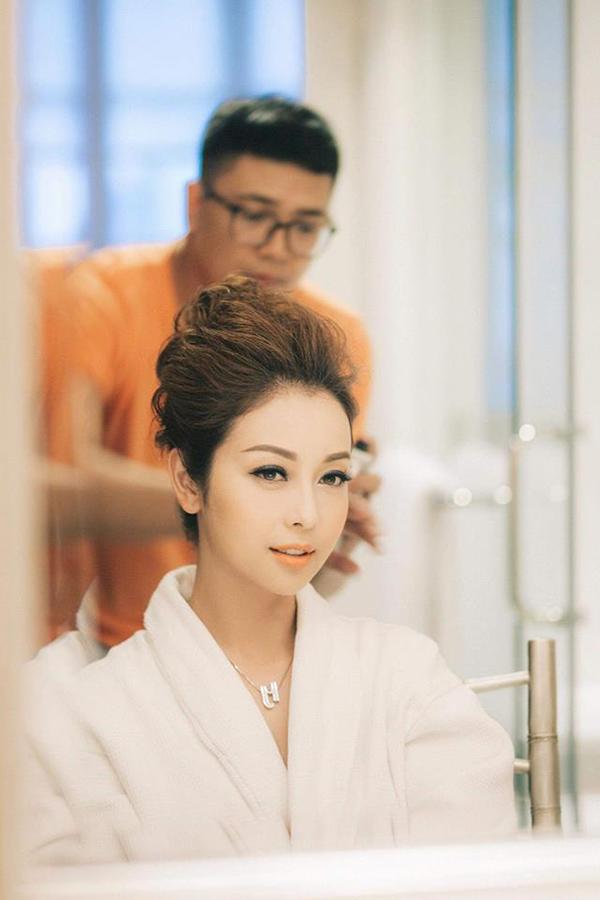 tuong chung xinh dep bat chap thoi gian, cuoi cung jennifer pham cung de lo khuyet diem gia nua - 3