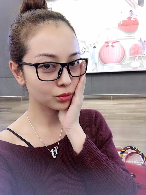 tuong chung xinh dep bat chap thoi gian, cuoi cung jennifer pham cung de lo khuyet diem gia nua - 2