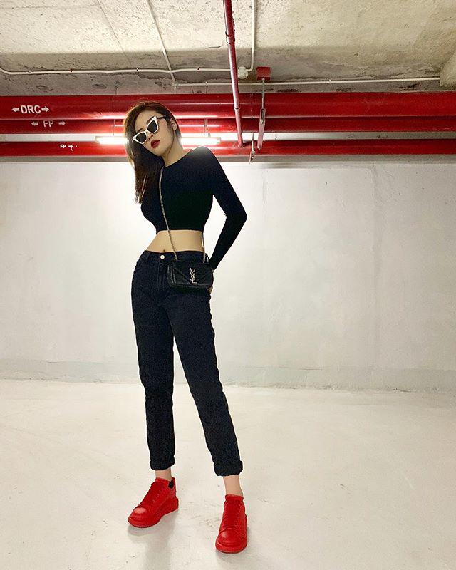 nam em, ngan anh, ky duyen chung minh: co la hoa hau cung khong thoat khoi “so phat tuong” - 11