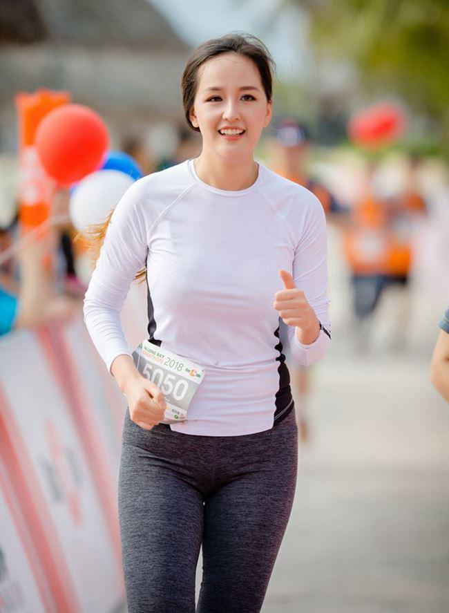 nam em, ngan anh, ky duyen chung minh: co la hoa hau cung khong thoat khoi “so phat tuong” - 5