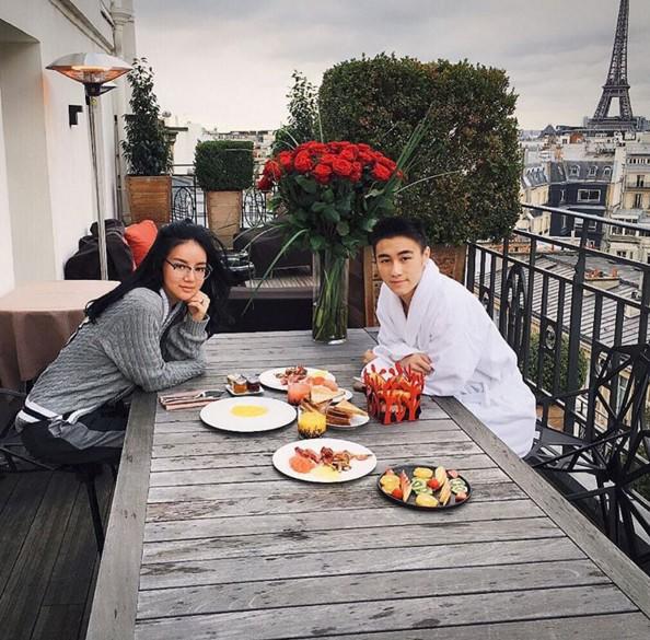 con trai vua song bai macau: danh bai 100 thien tai toan hoc trung quoc, yeu sieu mau victoria secret - 5