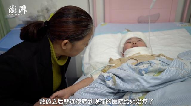 be gai 7 tuoi bong nang vi me do nuoc soi vao nguoi, he lo bi kich gia dinh - 2