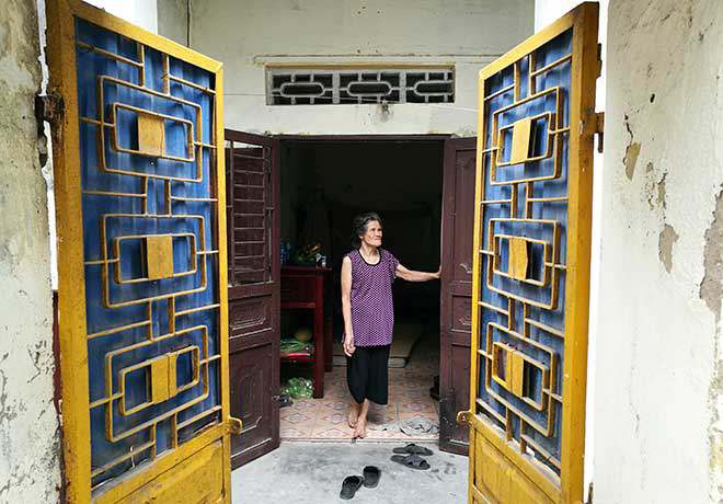 can canh ngoi nha bi an cua nguoi me co 10 con dien dai o hai phong - 1